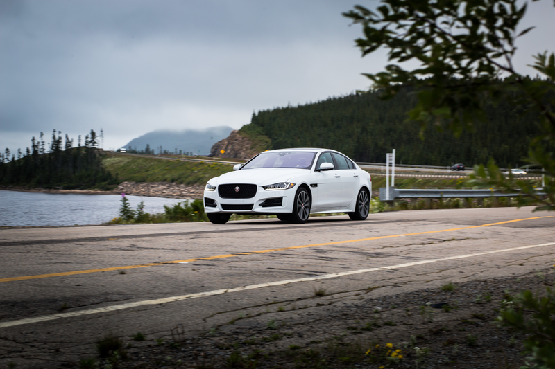 Illustration for article titled The 2018 Jaguar XE Would Be The Perfect Sport Sedan If It Was More Exciting